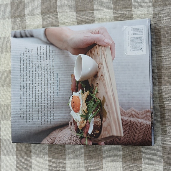 It's All Easy by Gwyneth Paltrow cook book delicious weekday recipes - Picture 3 of 3